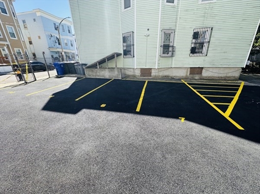 10 Cawfield, Apt Parking