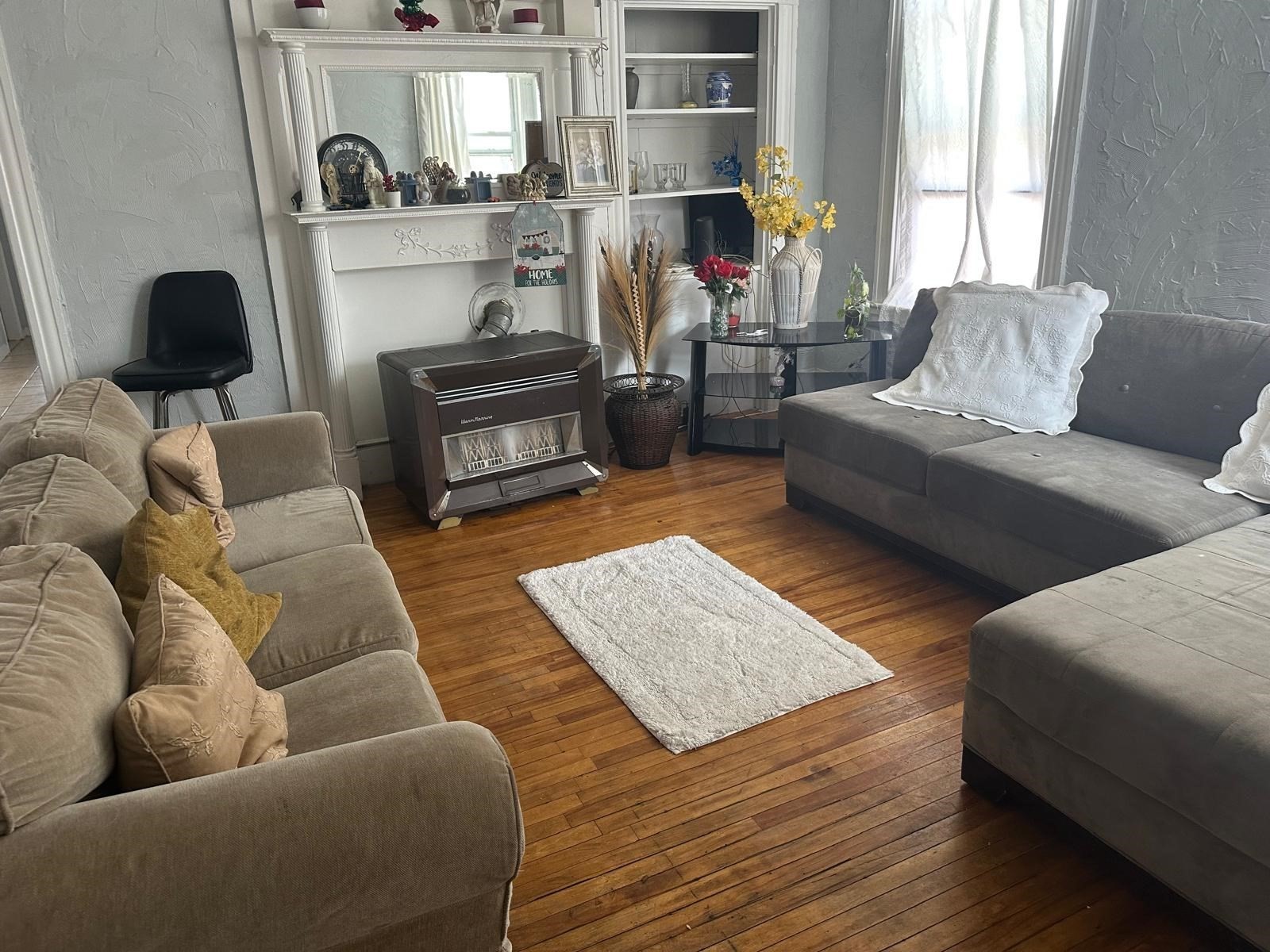 82 Fox St, Worcester, MA 01604 - Image 4