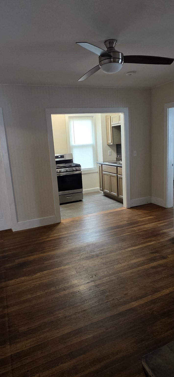 518 Cottage St, New Bedford, MA 02740 - Image 19