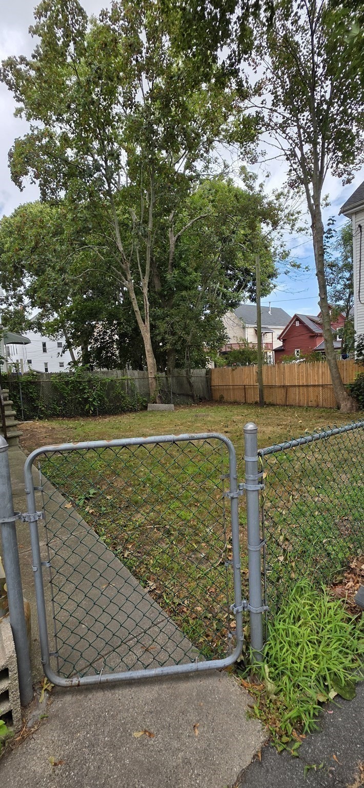 518 Cottage St, New Bedford, MA 02740 - Image 23