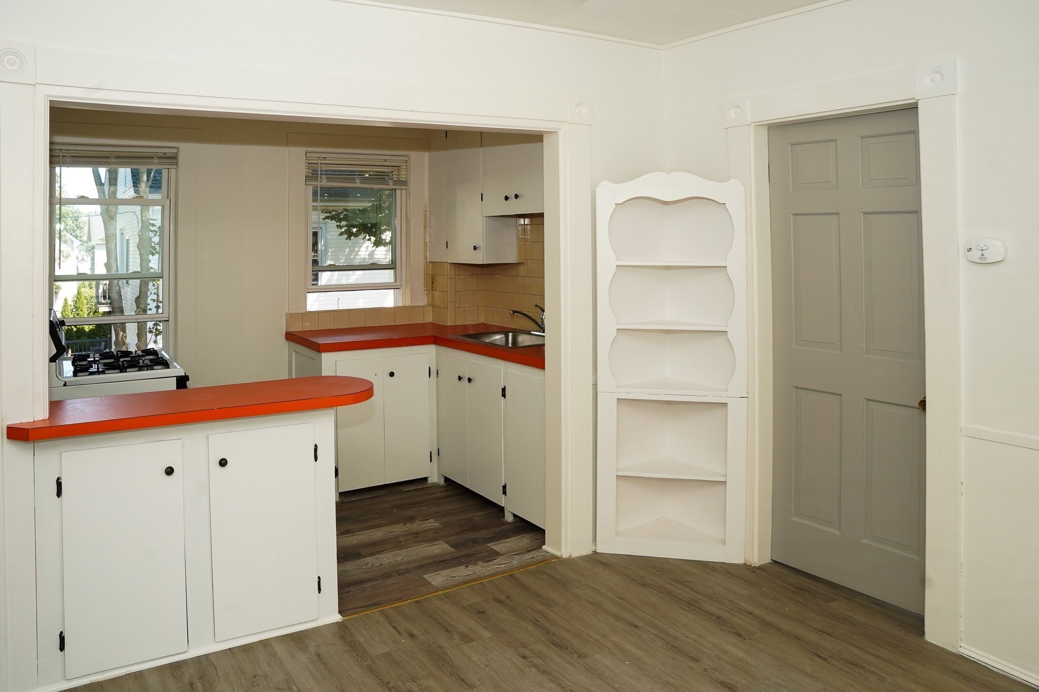 518 Cottage St, New Bedford, MA 02740 - Image 9