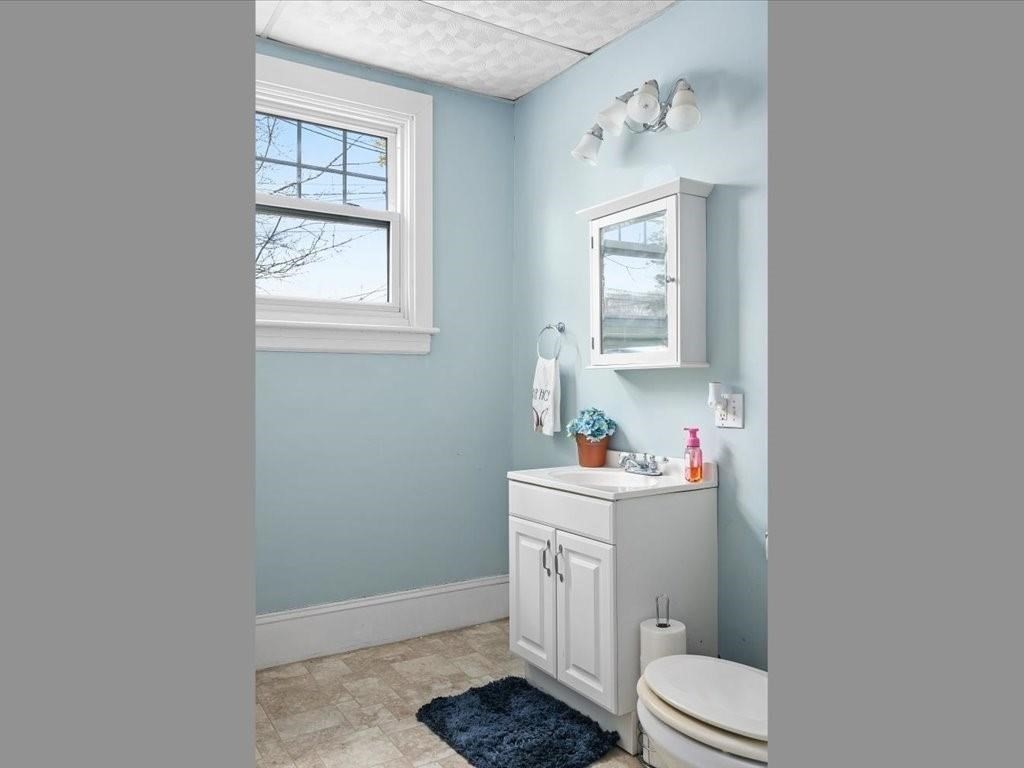 871 Harris Ave, Woonsocket, RI 02895 - Image 25