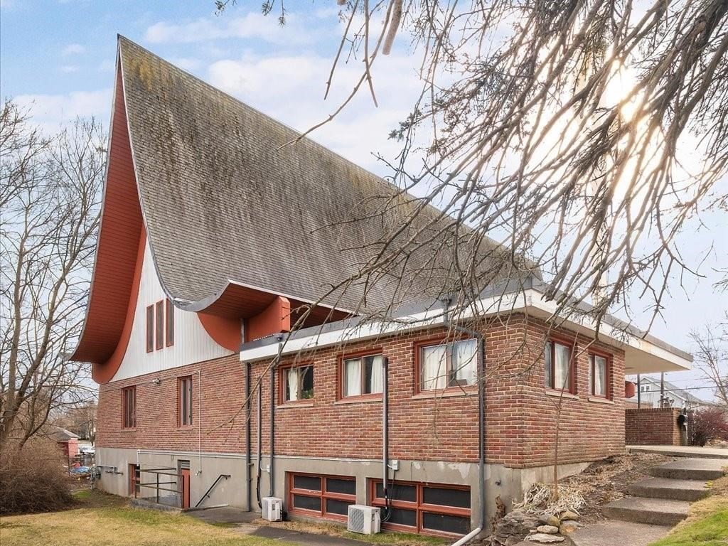 871 Harris Ave, Woonsocket, RI 02895 - Image 35