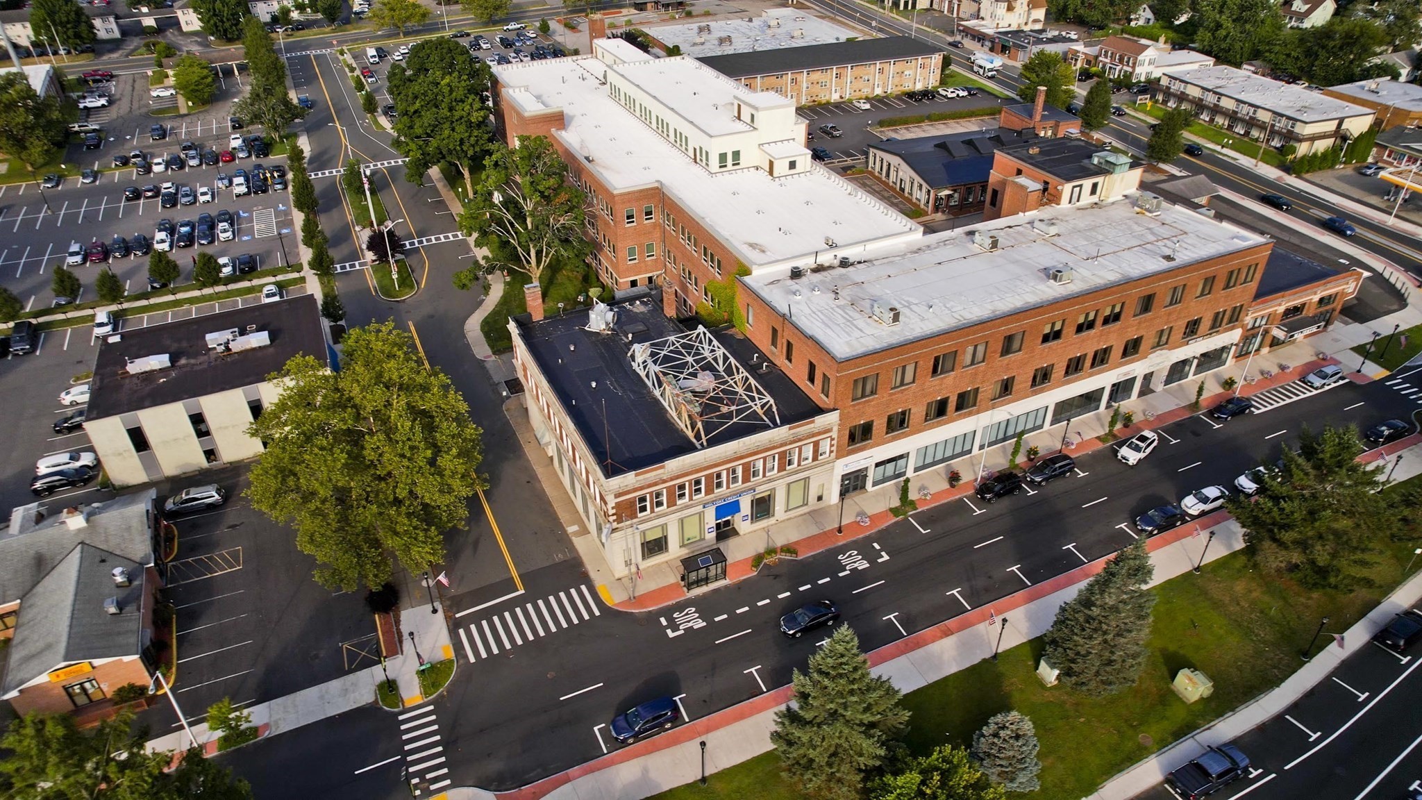 10 Central St, West Springfield, MA 01089 - Image 15