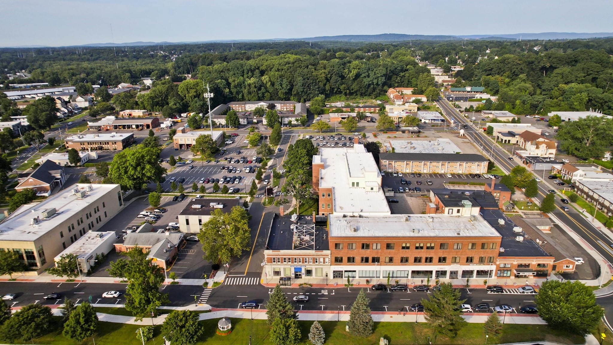 10 Central St, West Springfield, MA 01089 - Image 17