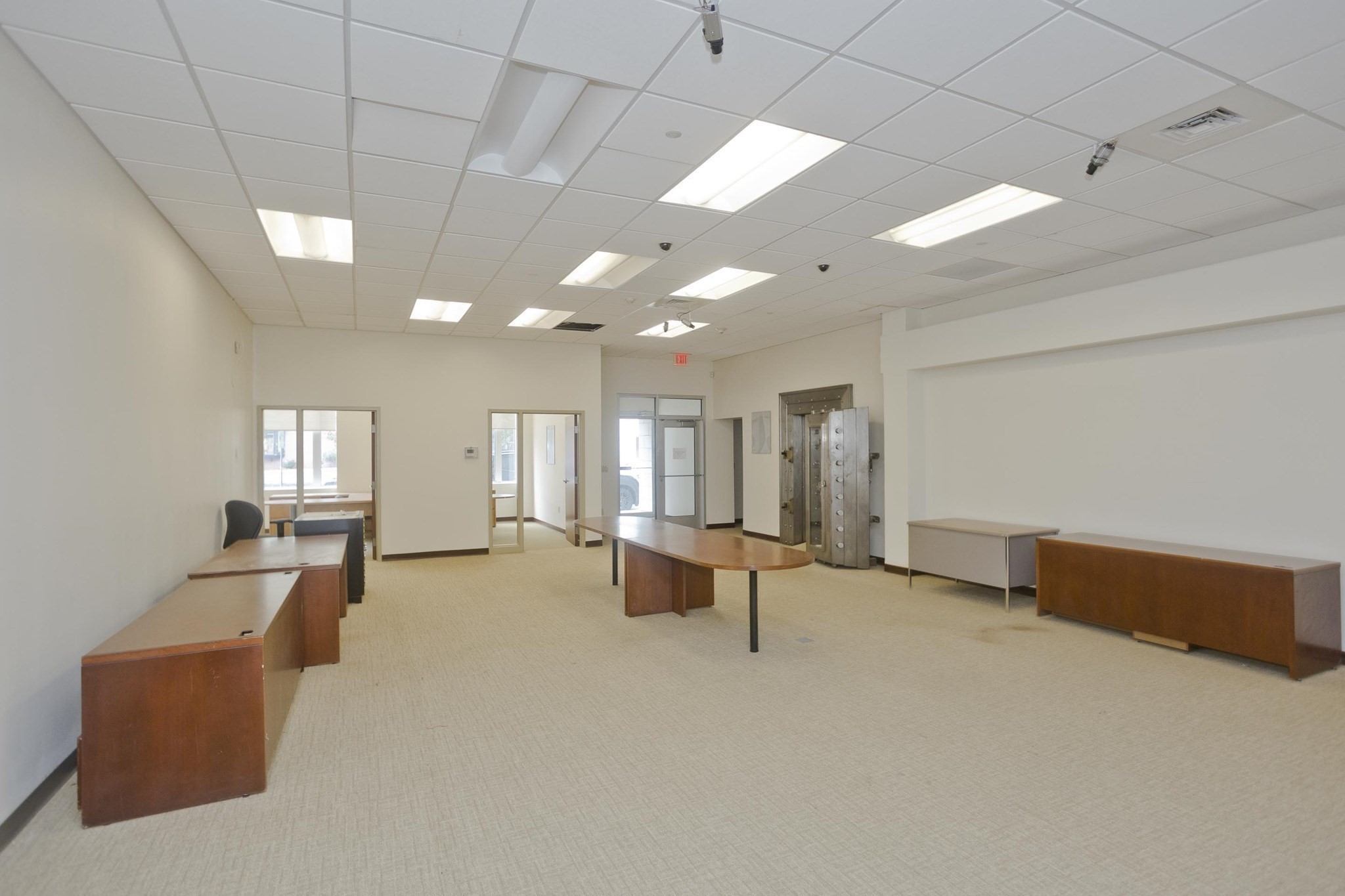 10 Central St, West Springfield, MA 01089 - Image 6