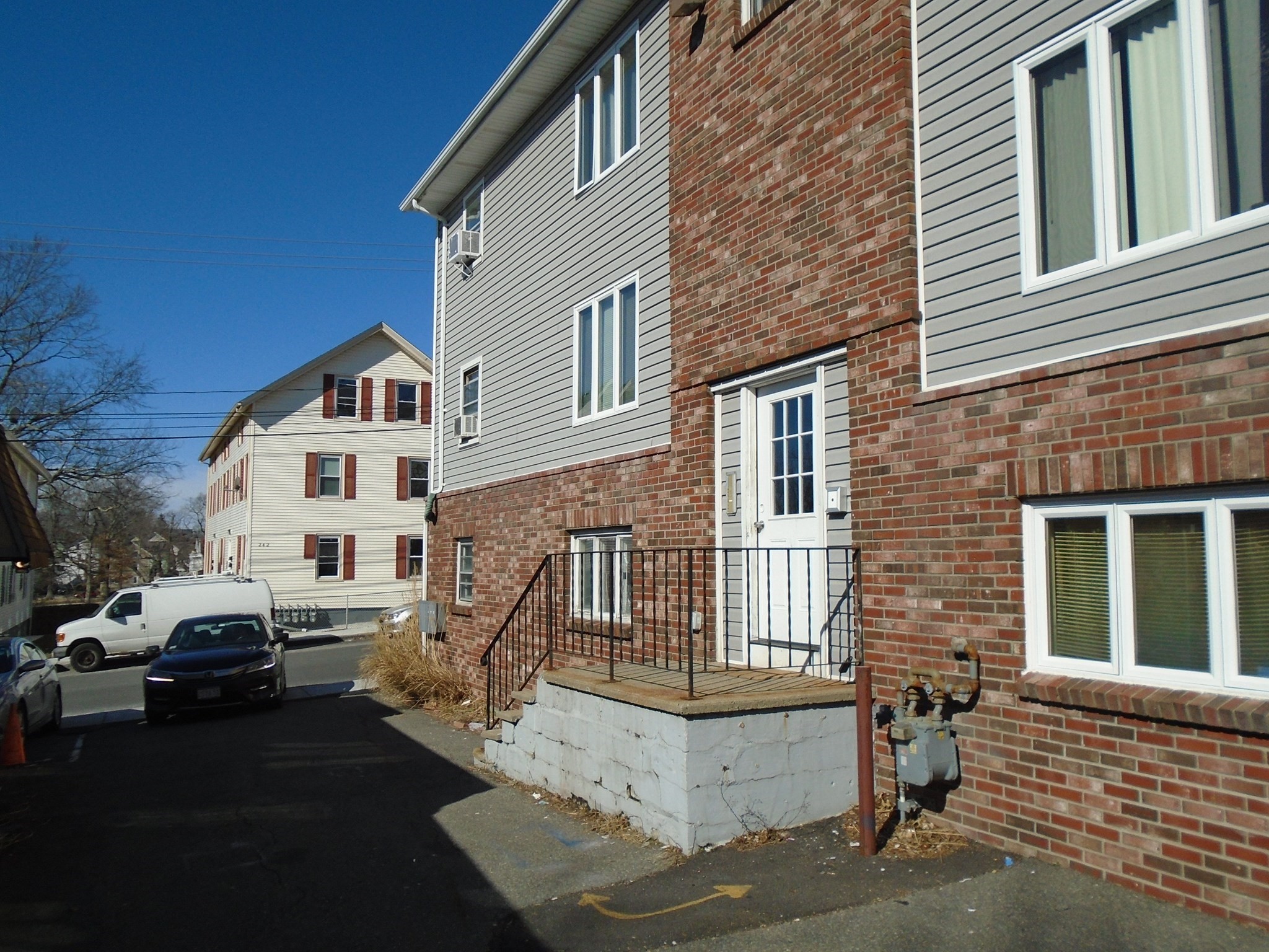 243 Robeson St Unit 3, Fall River, MA 02720
