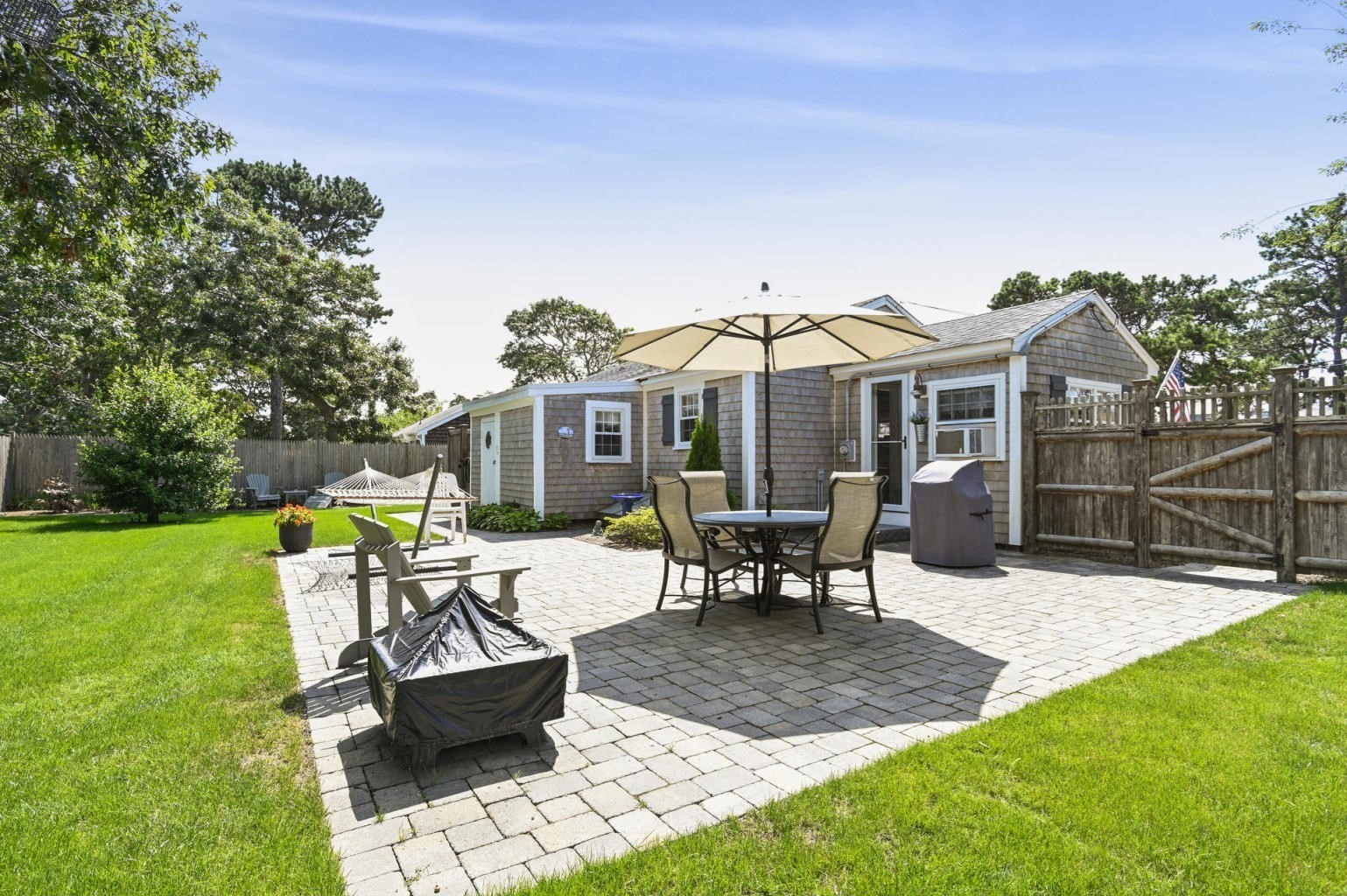 158 Loring Ave, Dennis, MA 02670