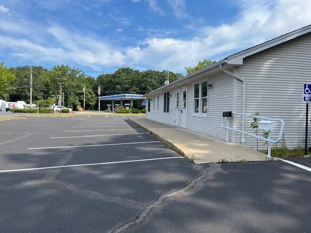 635 Prospect St, Chicopee, MA 01020 - Image 3