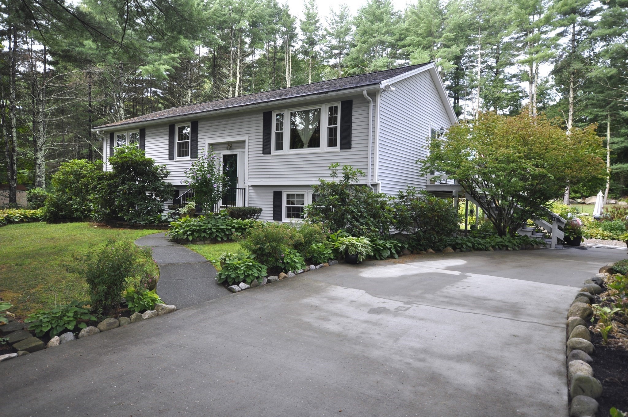 125 Walnut St, Bridgewater, MA 02324