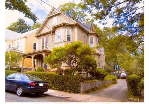 199 Chestnut Avenue, Apt 1