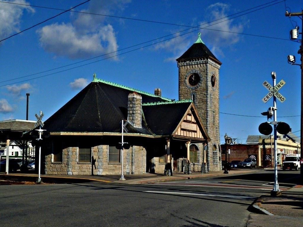 8 Lawler Ln, Stoughton, MA 02072 - Image 13