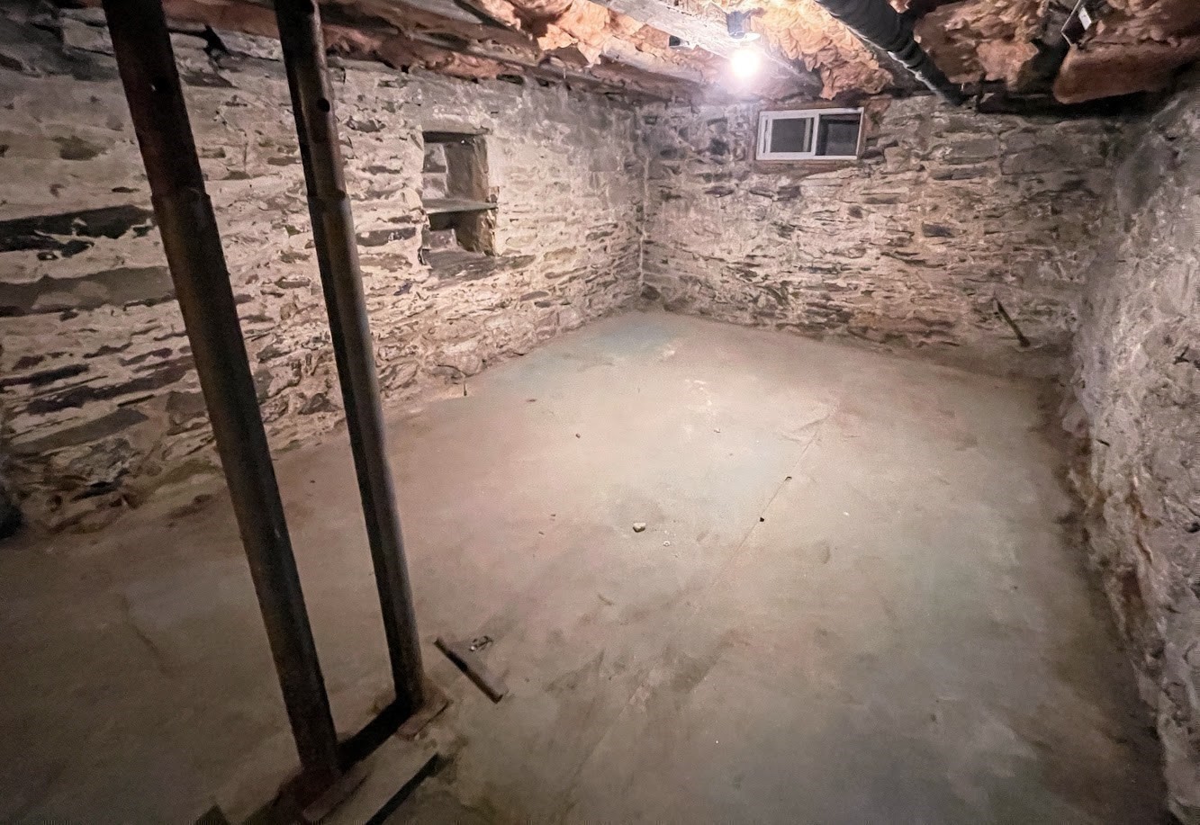 16 Thomas St, Fitchburg, MA 01420 - Image 42