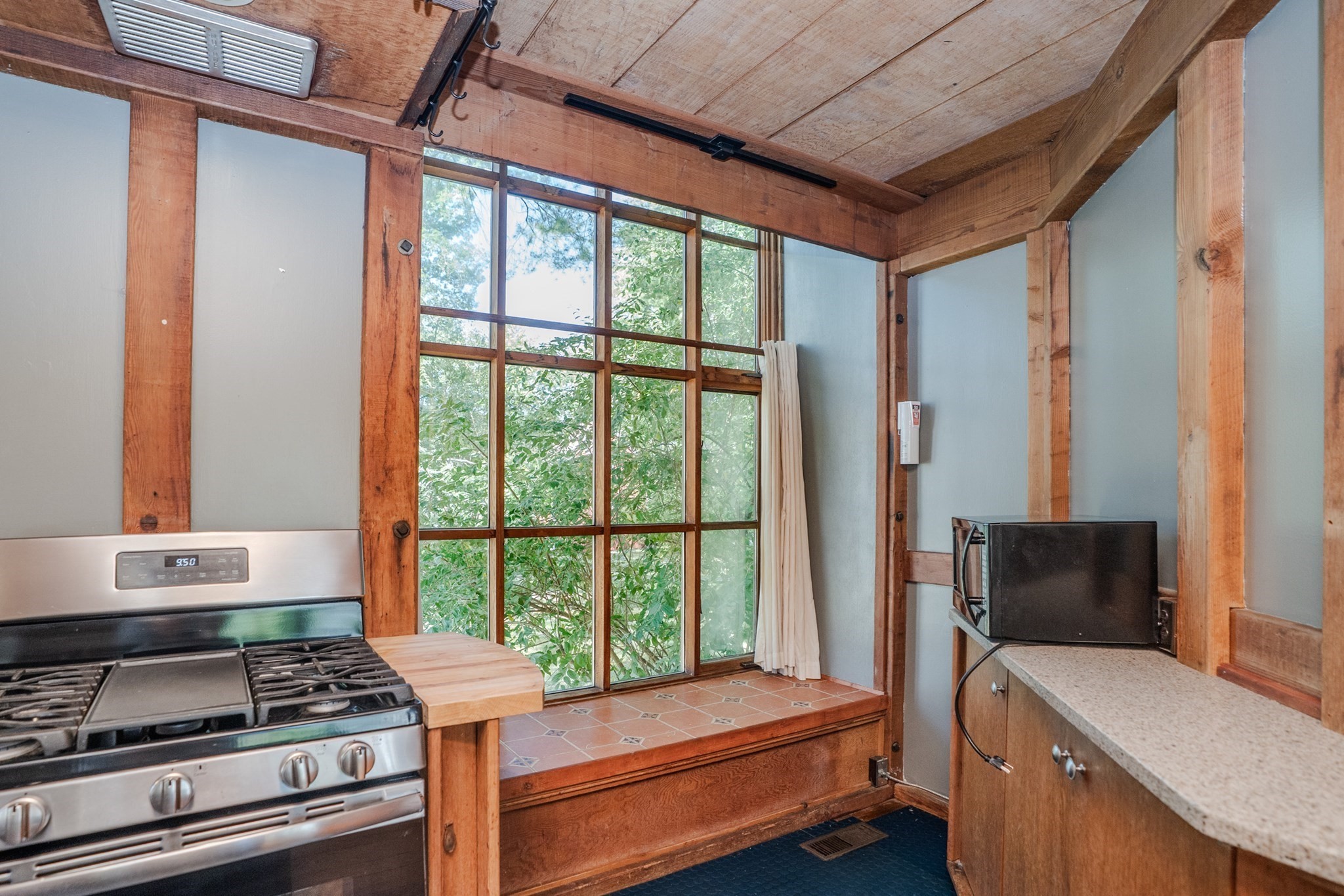 53 Pine Grv Unit 53, Amherst, MA 01002 - Image 14