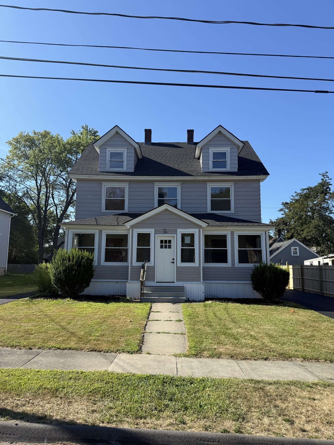 36 West St, Greenfield, MA 01301