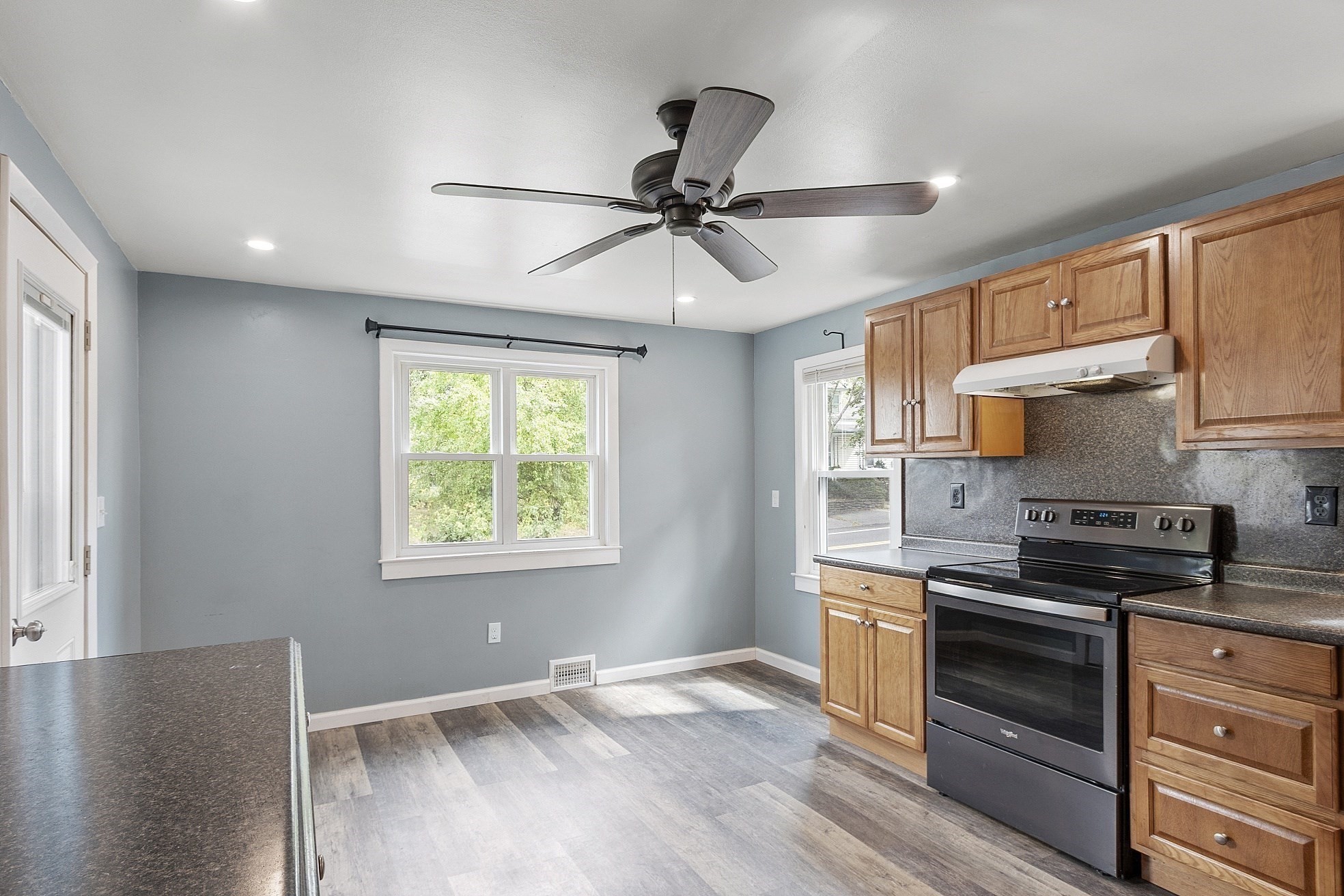 257 Spruce St, Leominster, MA 01453 - Image 4