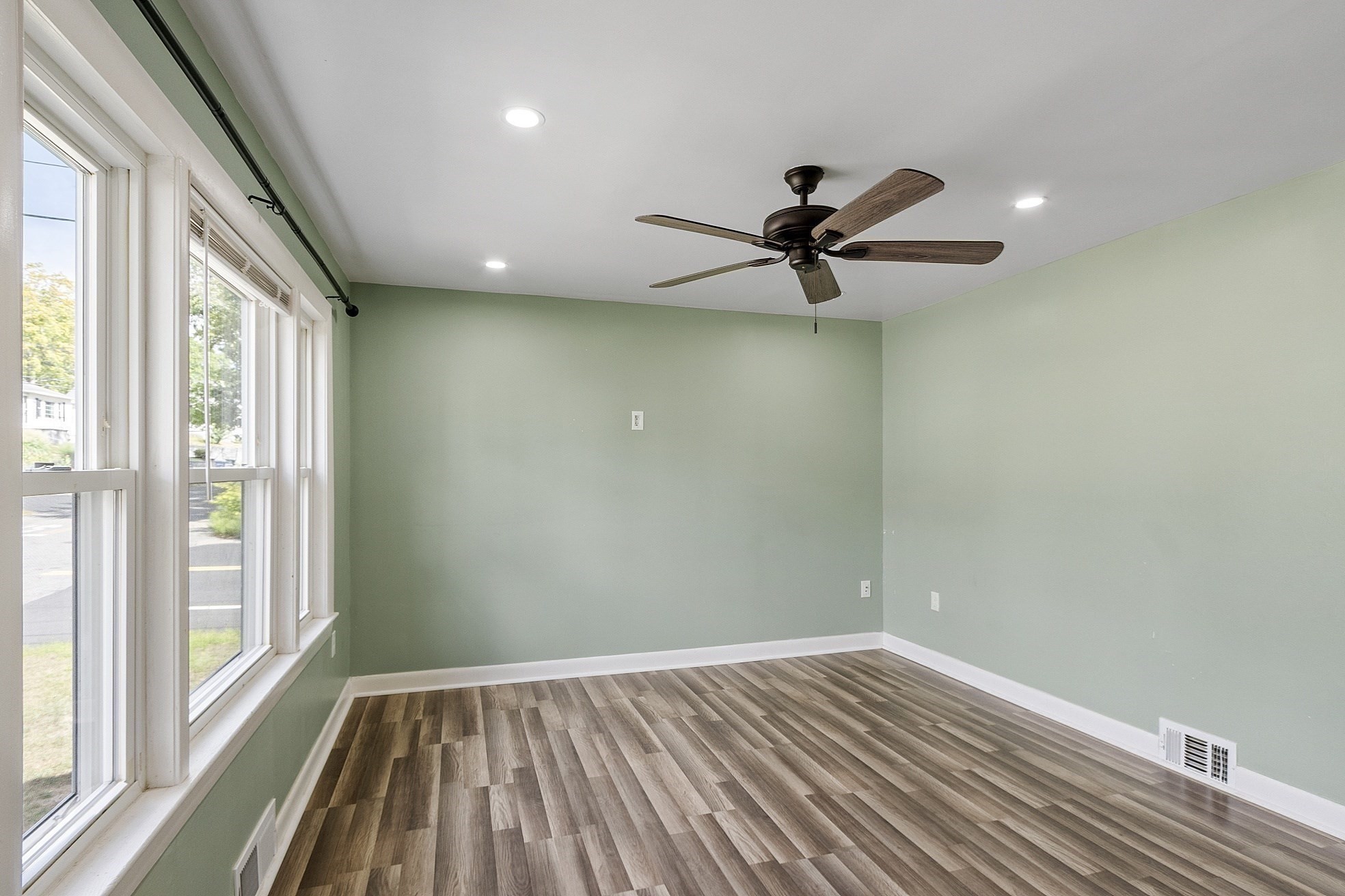 257 Spruce St, Leominster, MA 01453 - Image 7