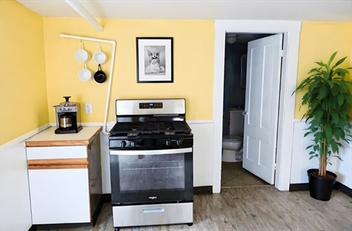 305 Rindge Ave, Apt 1