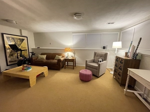 178 Beethoven Ave., Apt -