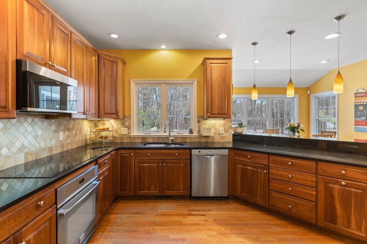 12 Springs Rd, Billerica, MA 01821 - Image 2