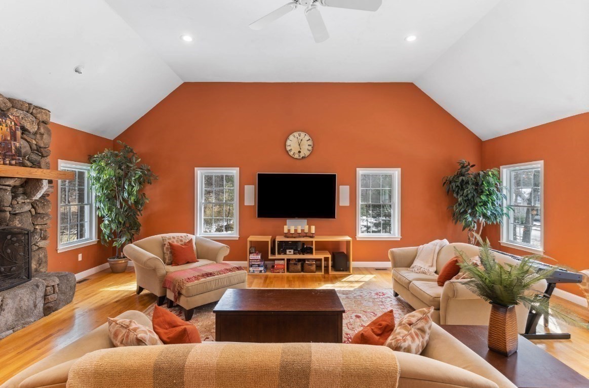 12 Springs Rd, Billerica, MA 01821 - Image 10