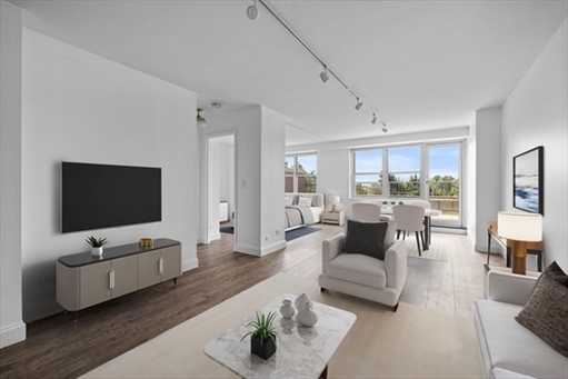 151 Tremont St, Apt 6H