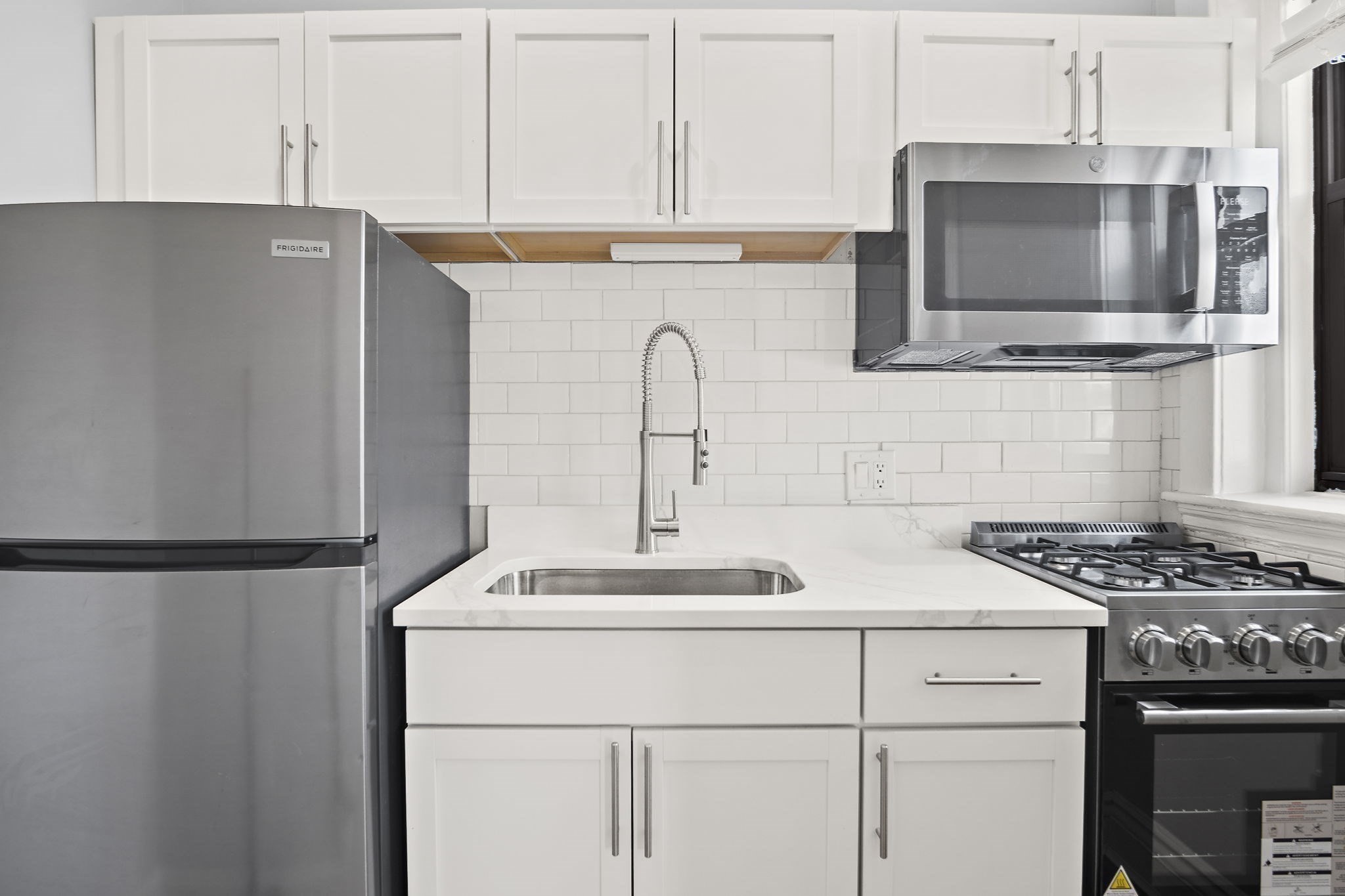 285 Lynn Shore Dr Unit 508, Lynn, MA 01902 - Image 2