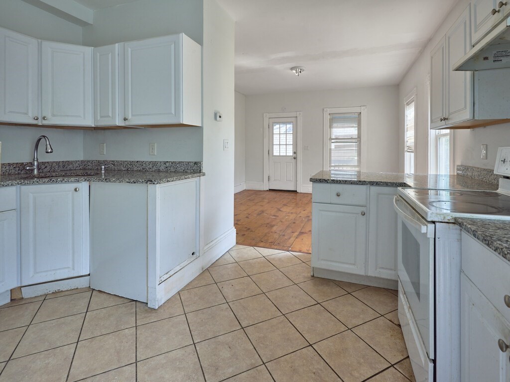 34 Garnet St, Fitchburg, MA 01420 - Image 11