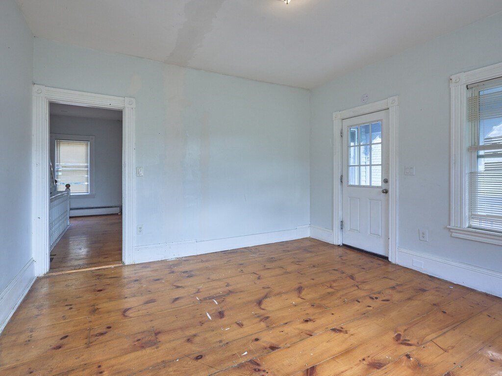 34 Garnet St, Fitchburg, MA 01420 - Image 6