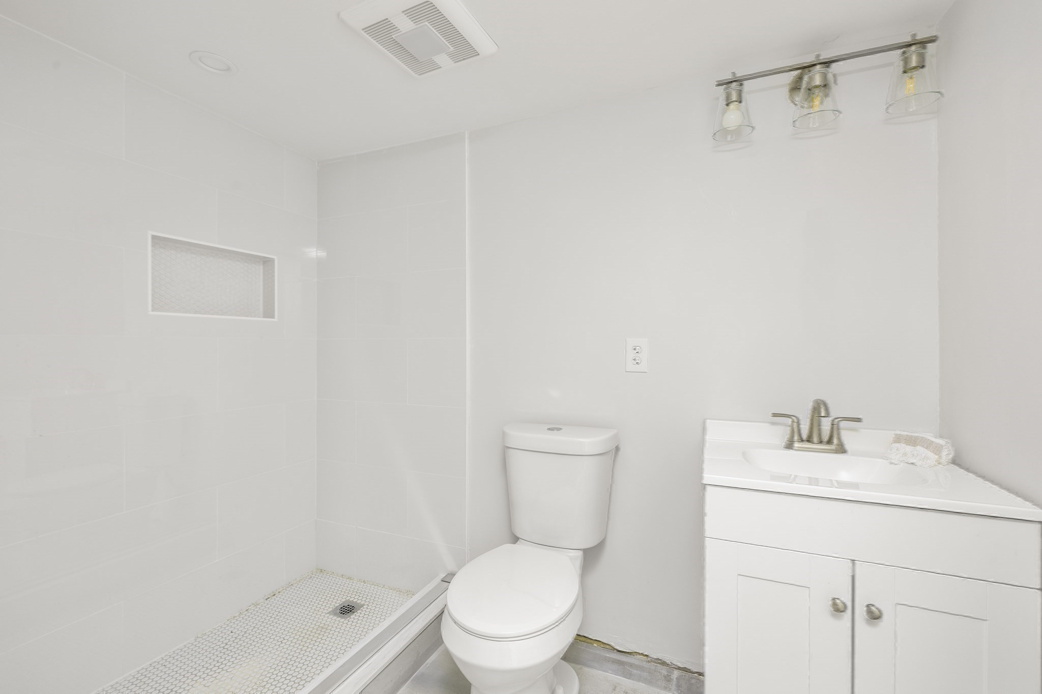 18 Lynn St, Malden, MA 02148 - Image 31