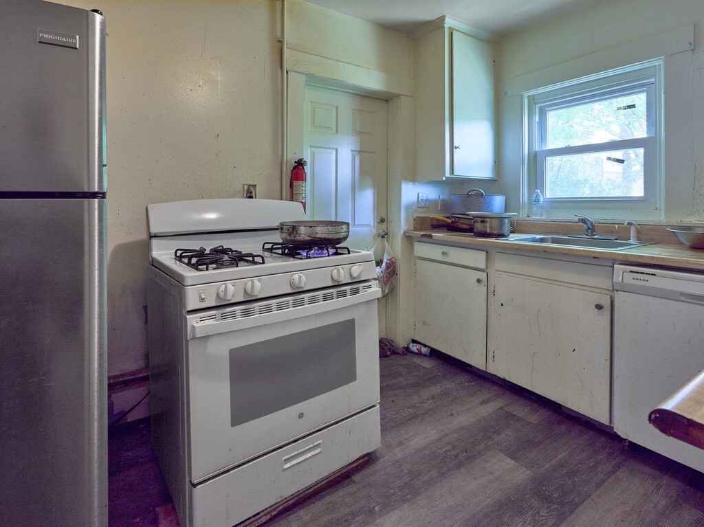 5 Jay St, Fitchburg, MA 01420 - Image 3