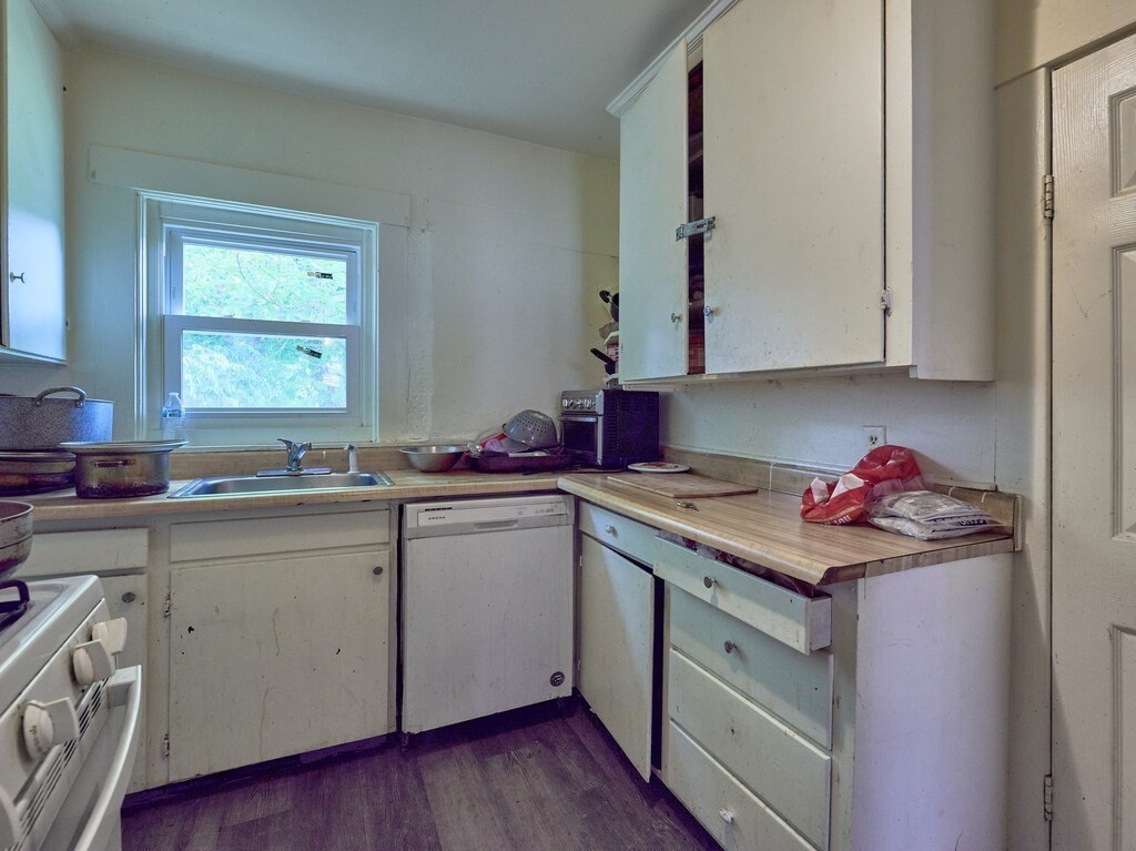 5 Jay St, Fitchburg, MA 01420 - Image 4