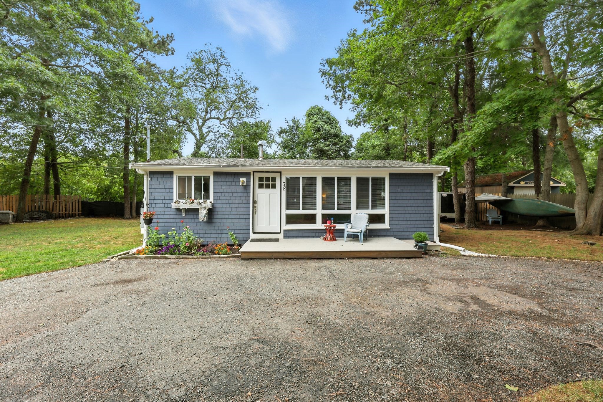 38 Lakeside Dr, Barnstable, MA 02648