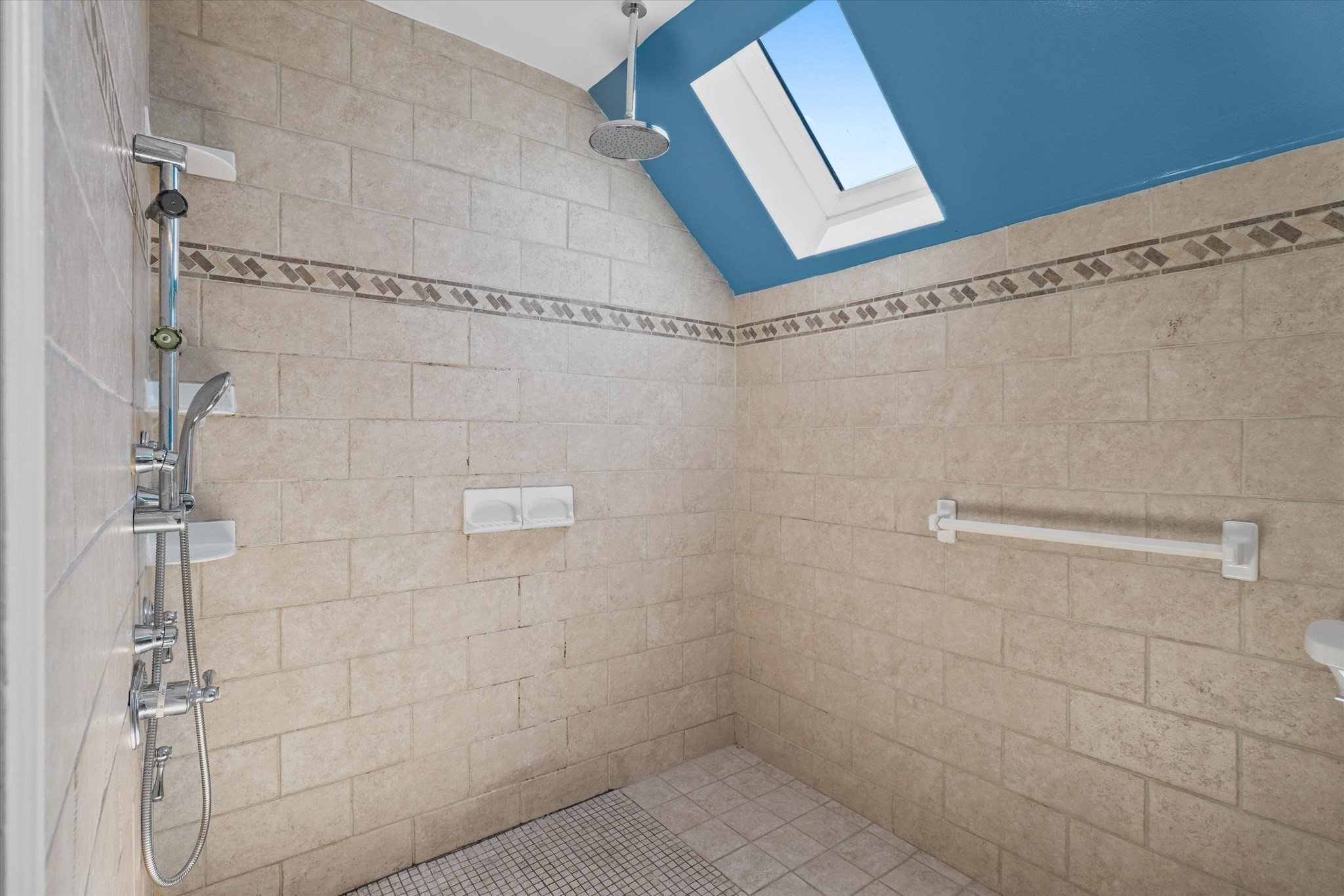 101 Maple St, Lynn, MA 01904 - Image 29