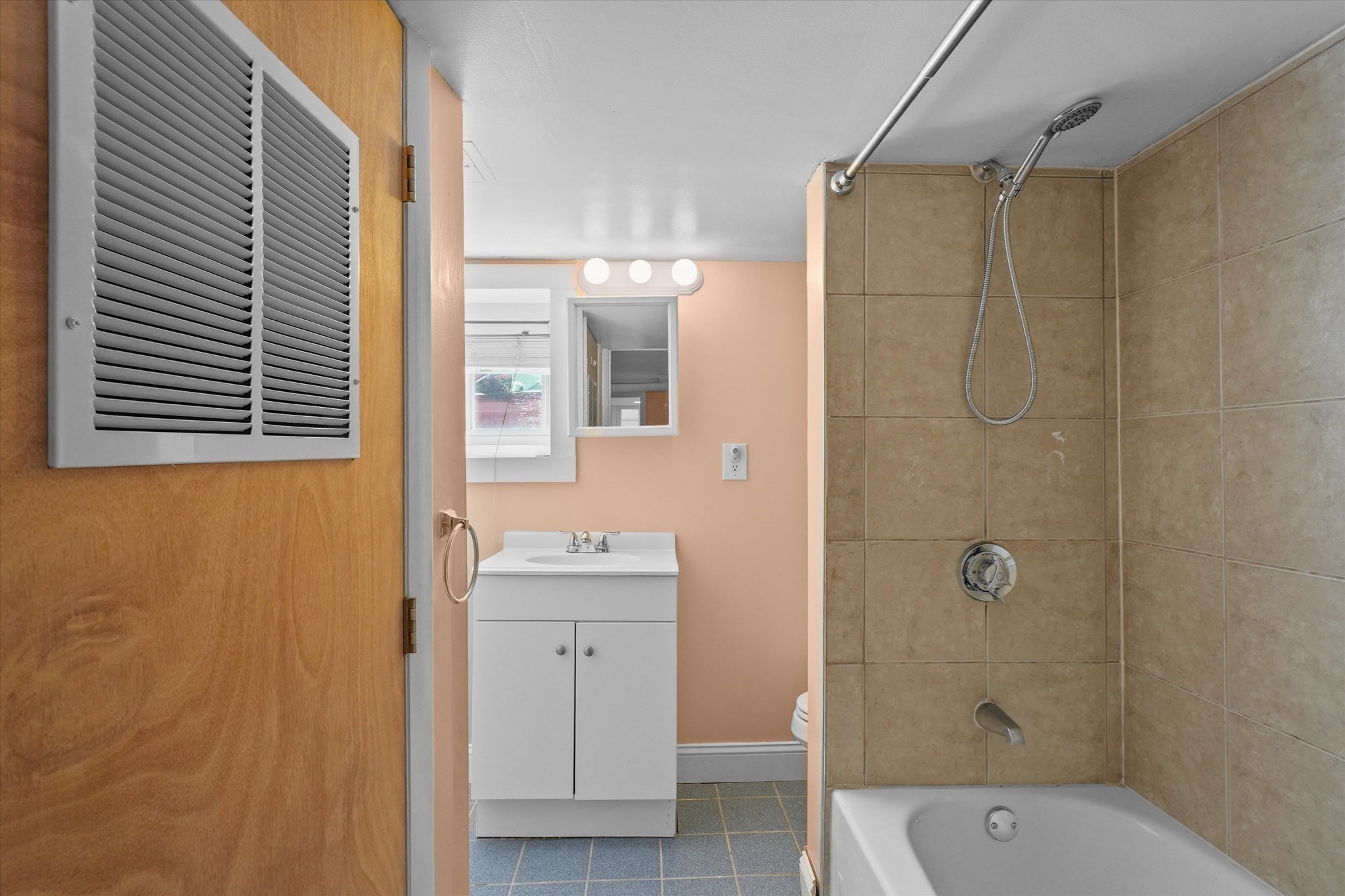 101 Maple St, Lynn, MA 01904 - Image 34