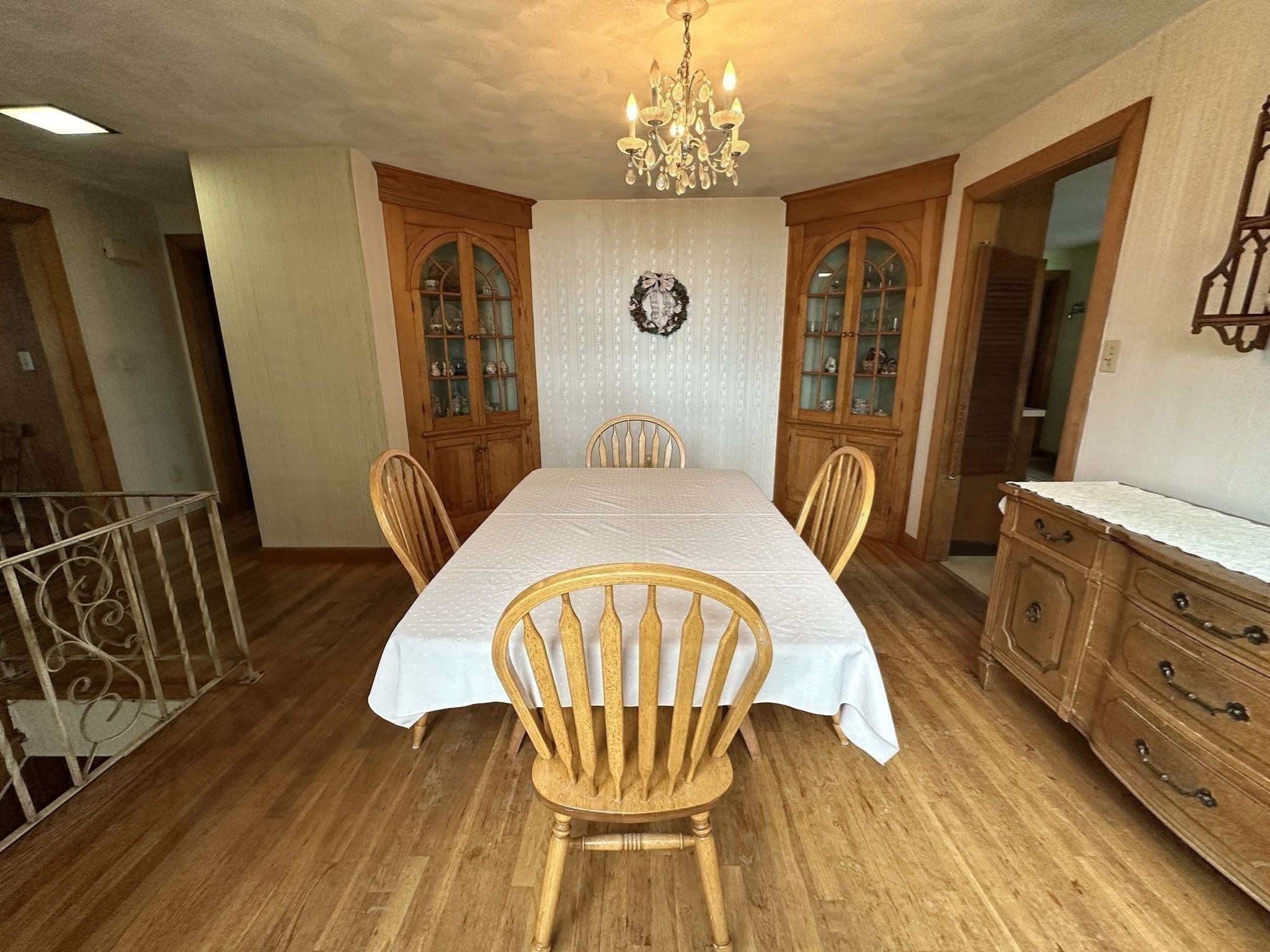 39 Woodbury St, Beverly, MA 01915 - Image 5