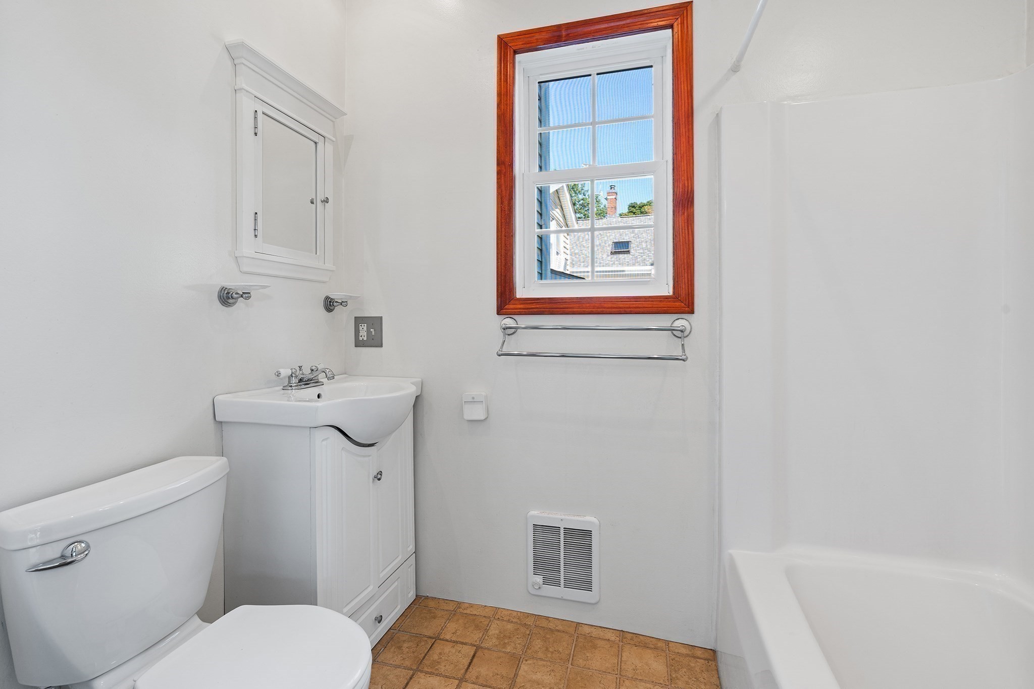 8 Fort Ln Unit 8, Dedham, MA 02026 - Image 14