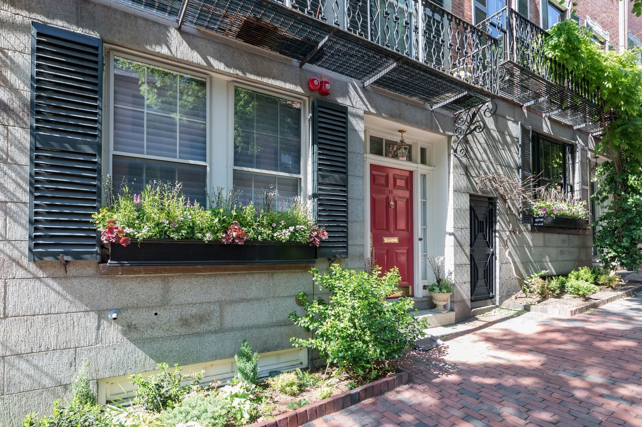 11 Chestnut Street, Beacon Hill, Boston, MA 02108 - Image 39