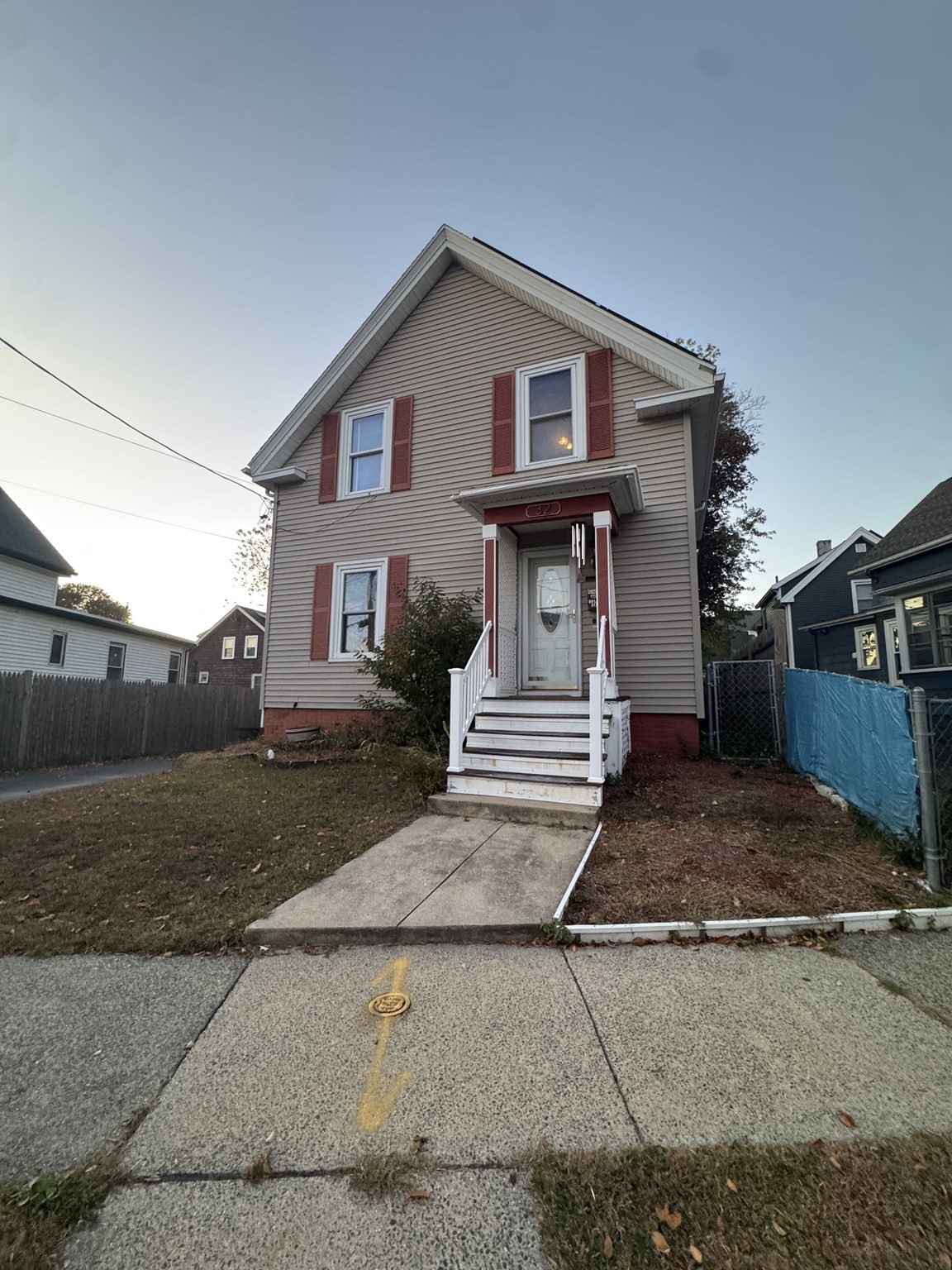 32 Clarendon Ave, Lynn, MA 01902