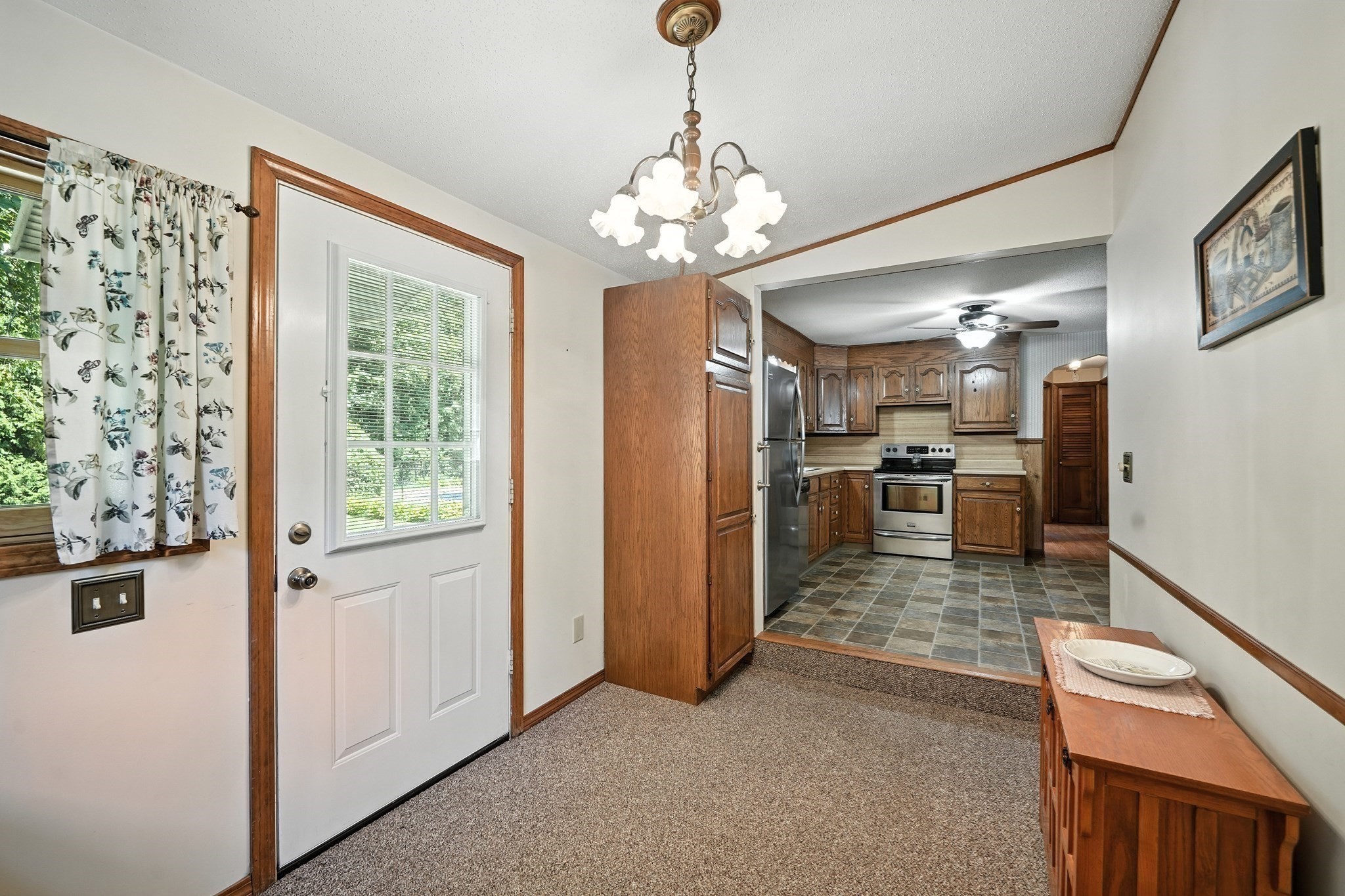 85 Fairview St, South Hadley, MA 01075 - Image 12