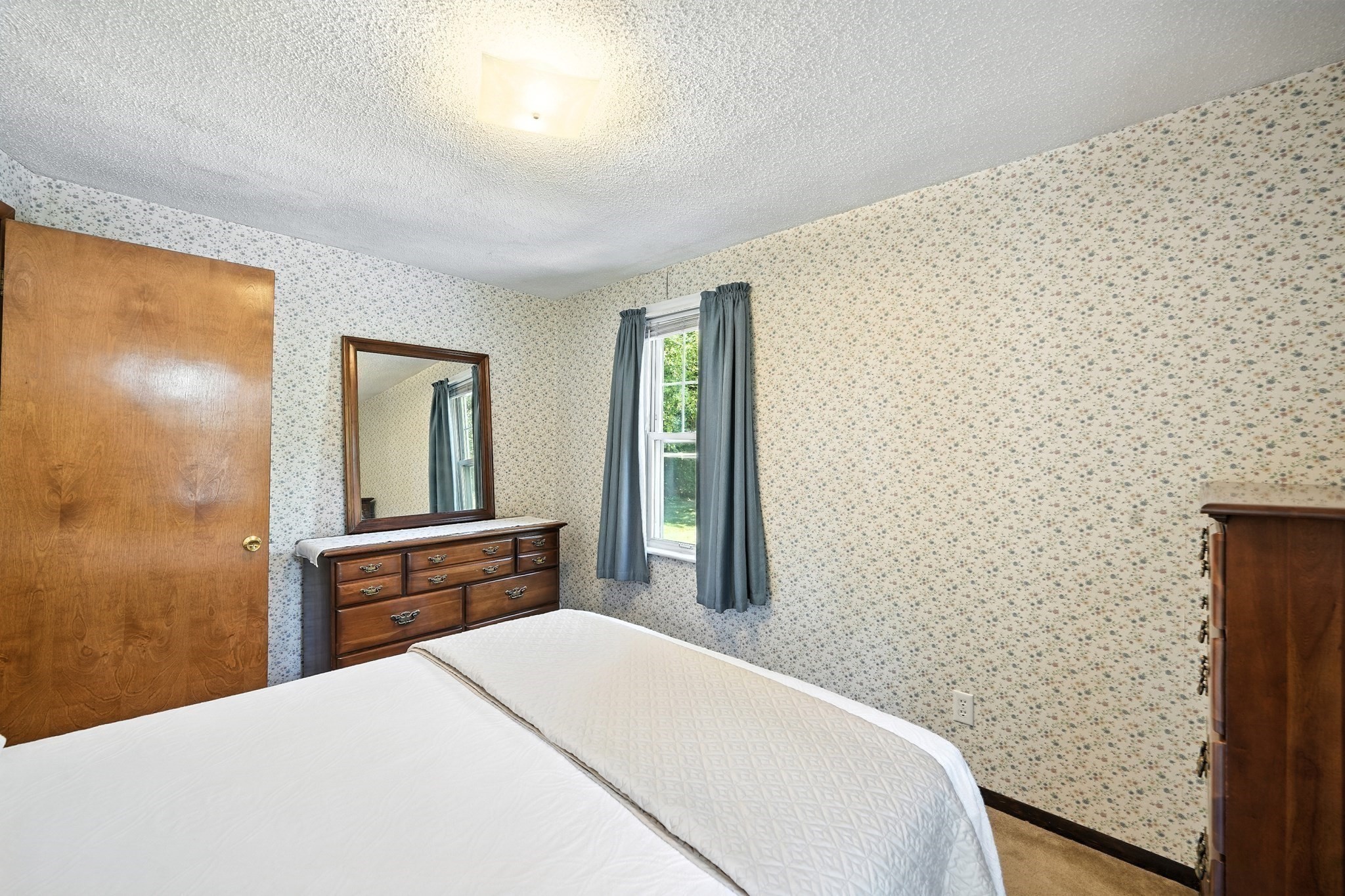 85 Fairview St, South Hadley, MA 01075 - Image 15