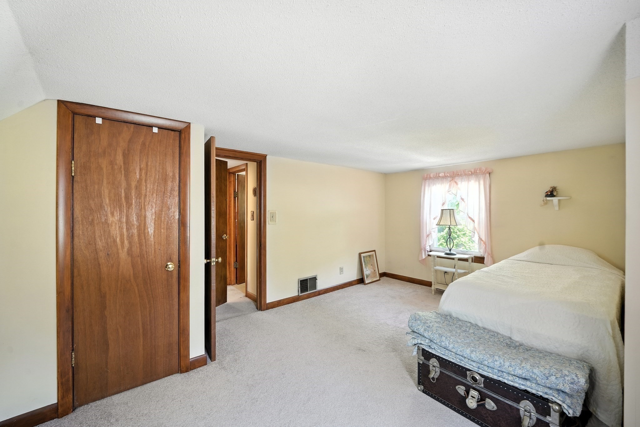 85 Fairview St, South Hadley, MA 01075 - Image 24