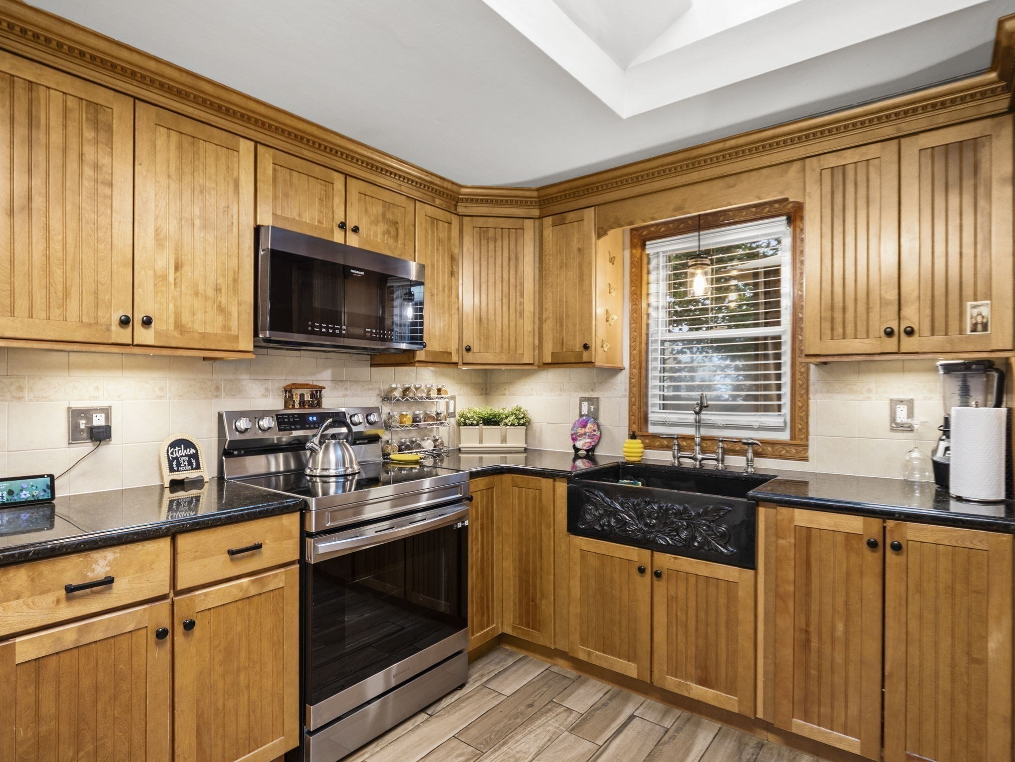 2 Smith Rd, Randolph, MA 02368 - Image 2