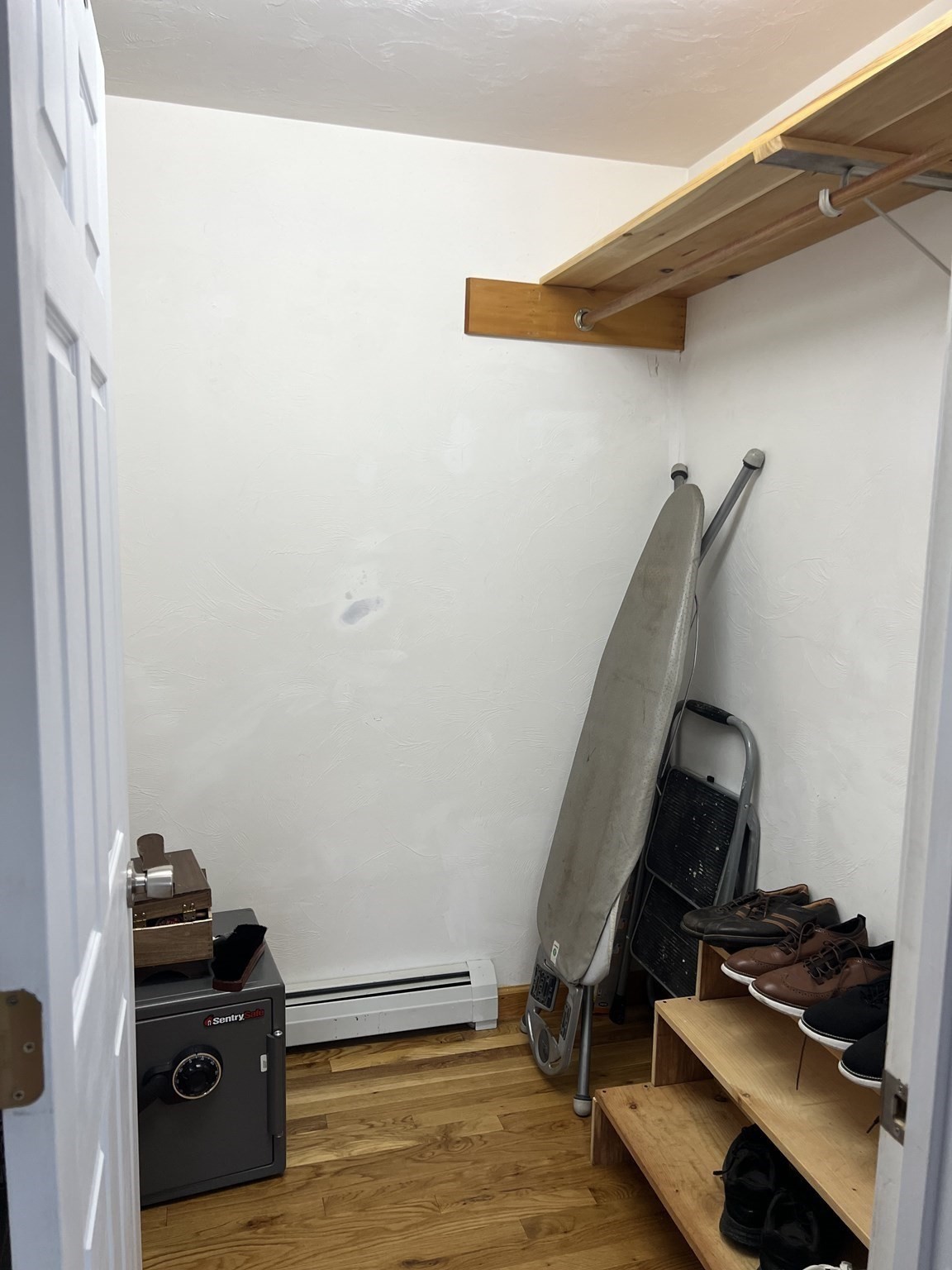 381 Oxford No, Auburn, MA 01501 - Image 12