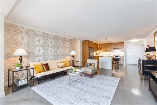 8 Whittier, Apt 21E