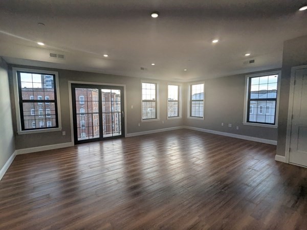 13 Nahant Street Unit 4A, Lynn, MA 01902 - Image 2