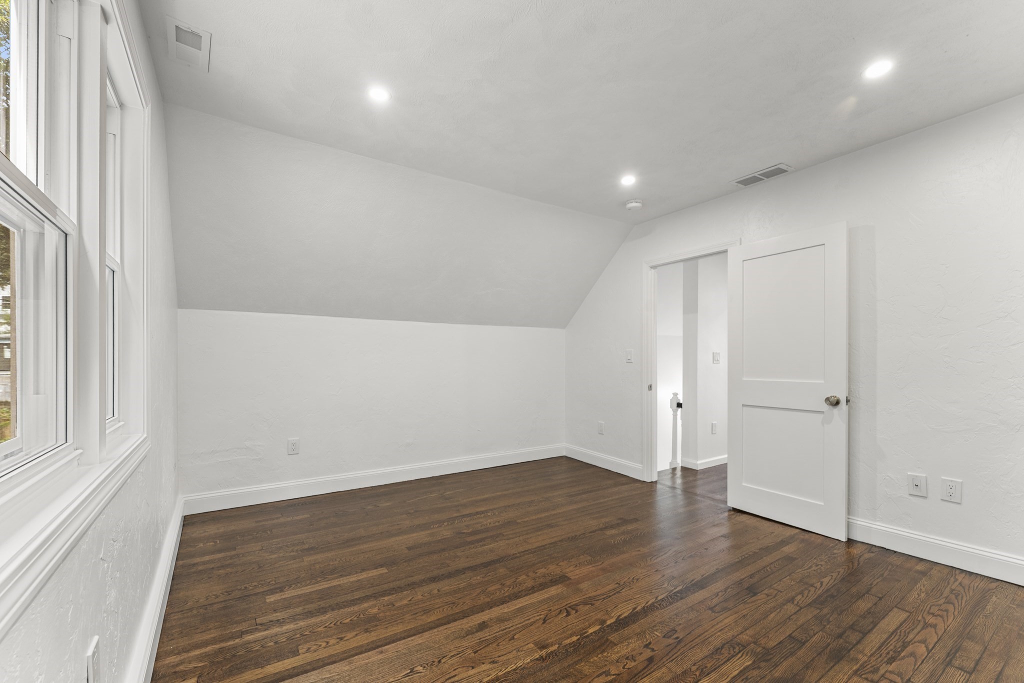 7 Sawyer Crt, Malden, MA 02148 - Image 29