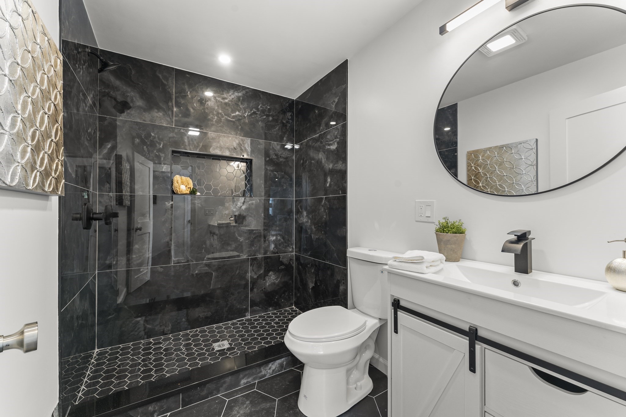 7 Sawyer Crt, Malden, MA 02148 - Image 30