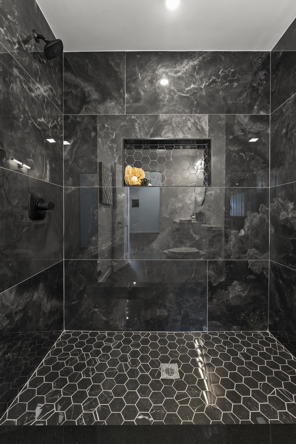 7 Sawyer Crt, Malden, MA 02148 - Image 31