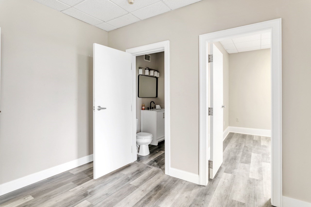 939 E Columbus Ave, Springfield, MA 01105 - Image 7